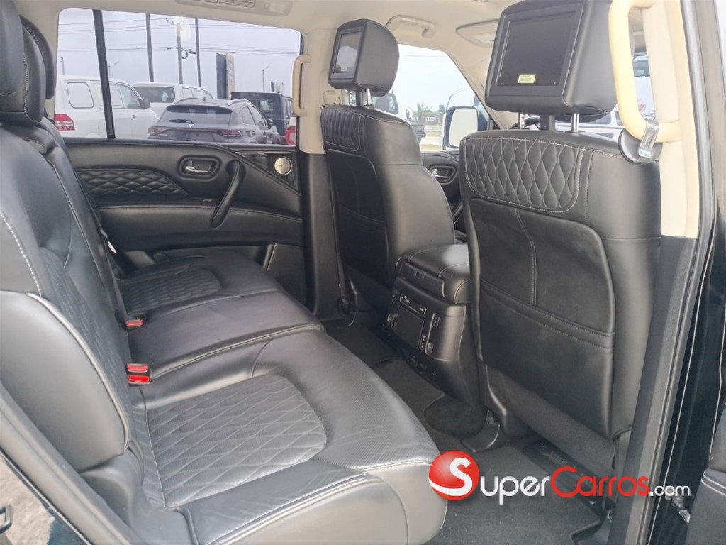 2022 Infiniti QX-80 — foto 10 / 11