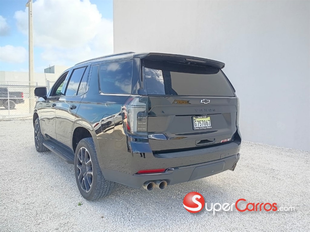2025 Chevrolet Tahoe RST — foto 6 / 12