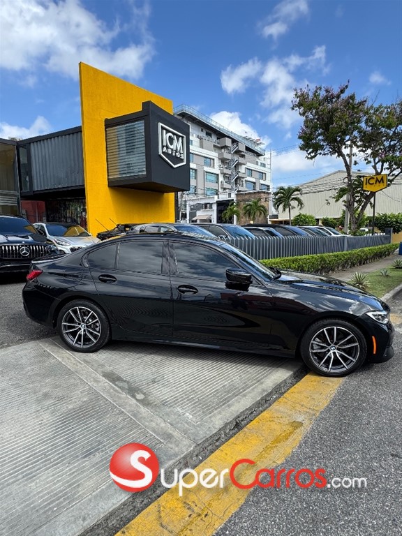 2020 BMW Serie 3 — foto 2 / 10