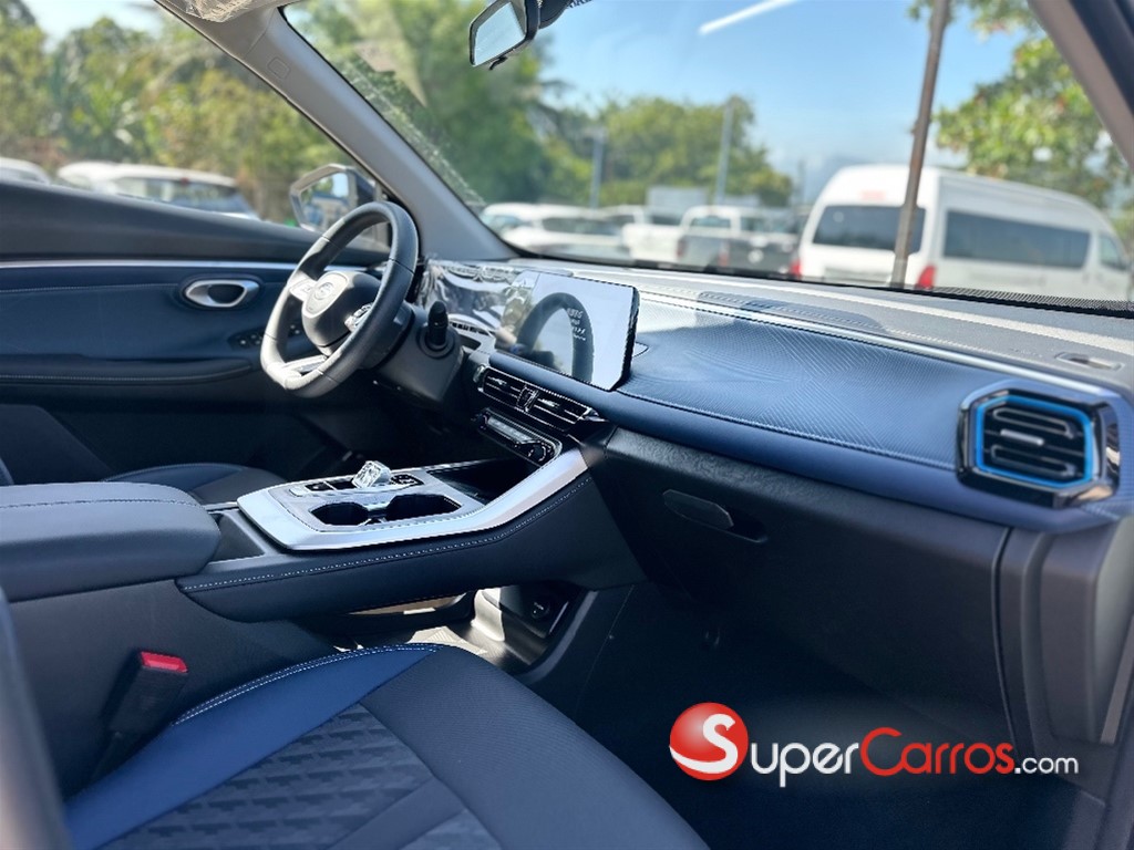 2027 GAC GS3 — foto 8 / 12