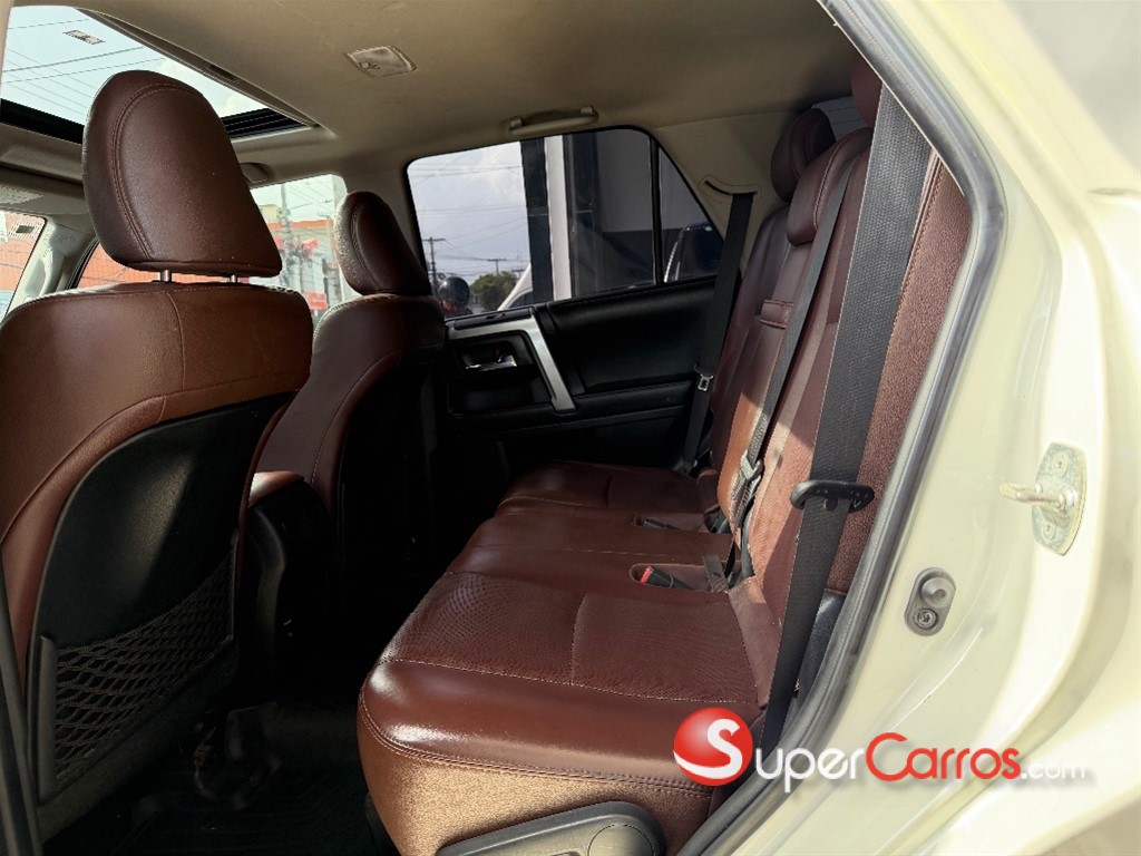 2017 Toyota 4 Runner Limited — foto 5 / 8