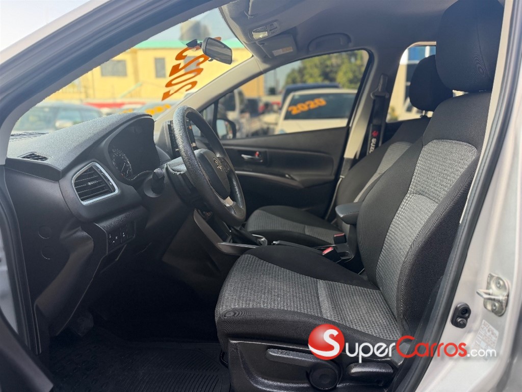 2023 Suzuki S-Cross — foto 8 / 12