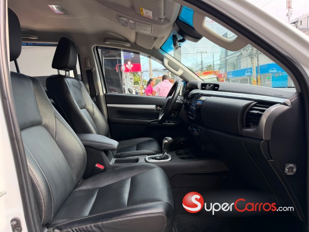 2023 Toyota Hilux Limited TSS — foto 4 / 9