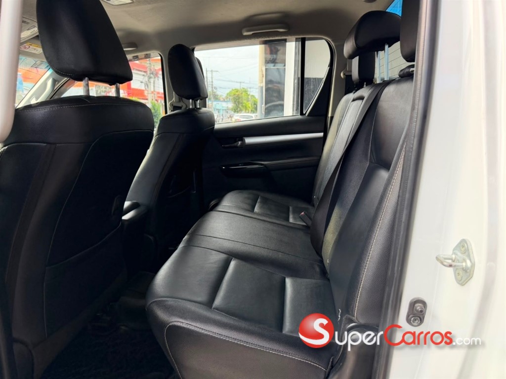 2023 Toyota Hilux Limited TSS — foto 6 / 9
