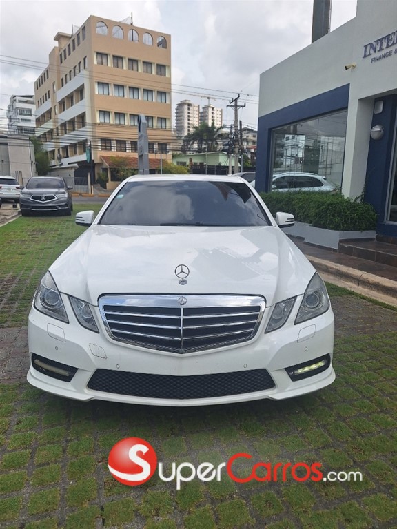 2013 Mercedes-Benz Clase E 300 — foto 2 / 12
