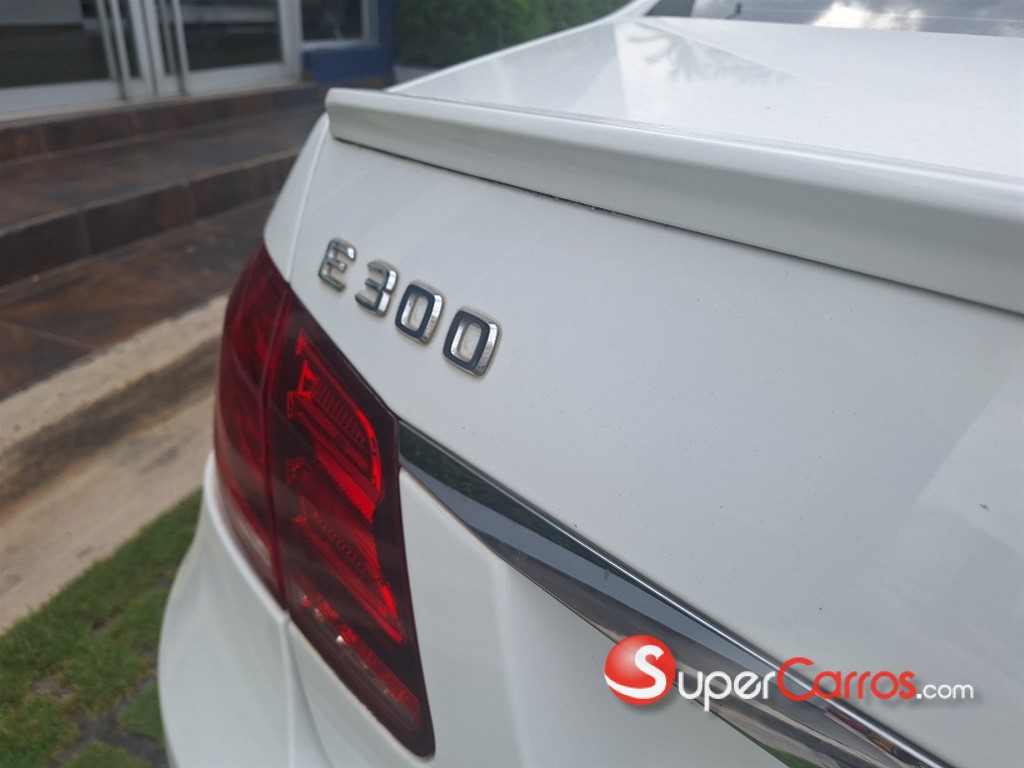 2013 Mercedes-Benz Clase E 300 — foto 8 / 12