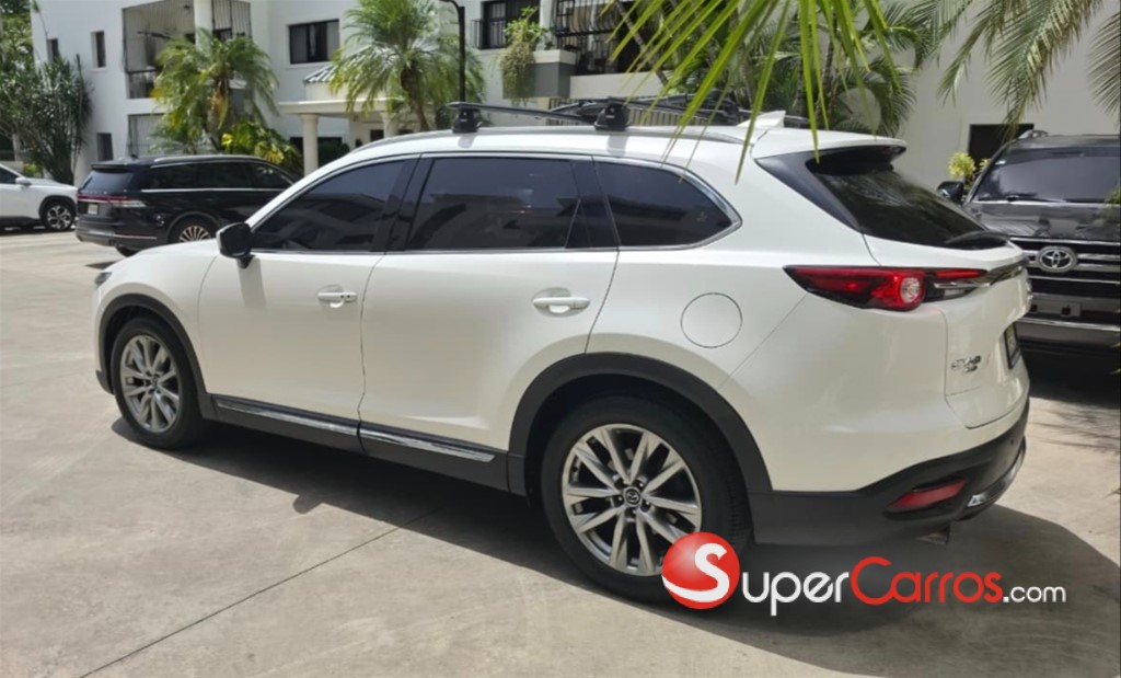 2017 Mazda CX-9 Signature — foto 8 / 12