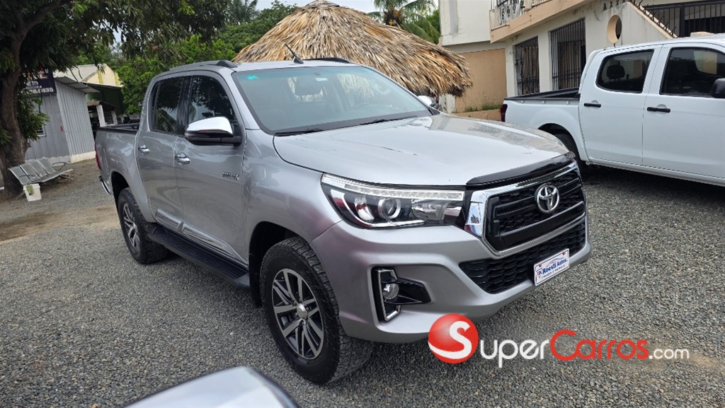 2019 Toyota Hilux Revo — foto 3 / 11
