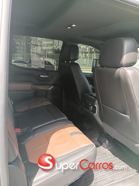 2022 Chevrolet Silverado High Country — foto 6 / 11