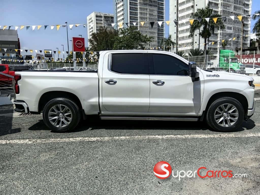 2022 Chevrolet Silverado High Country — foto 8 / 11