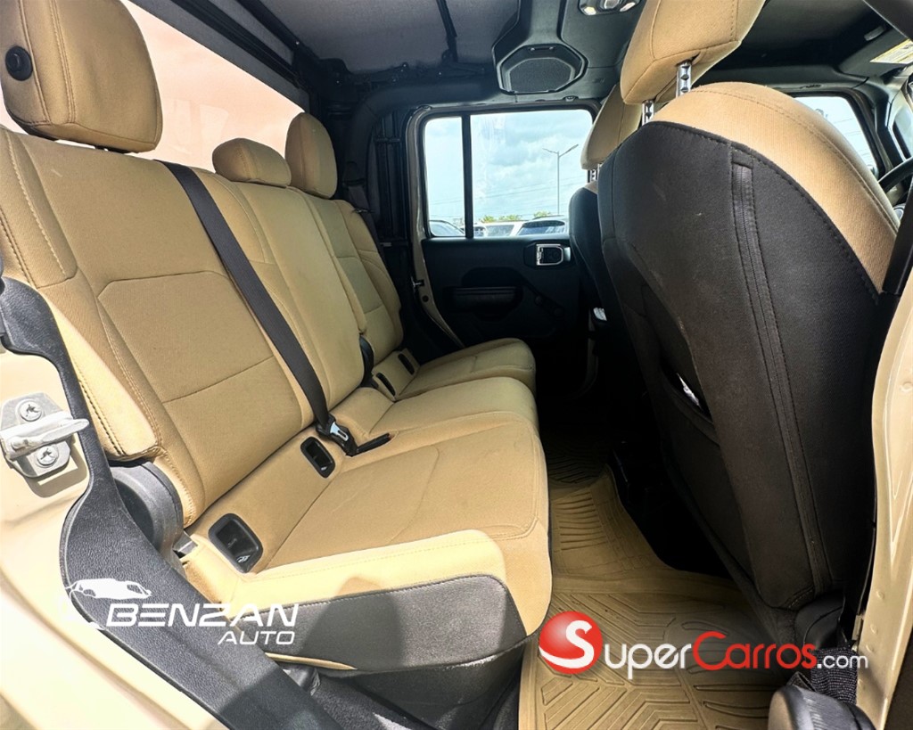 2021 Jeep Gladiator Sport — foto 2 / 8