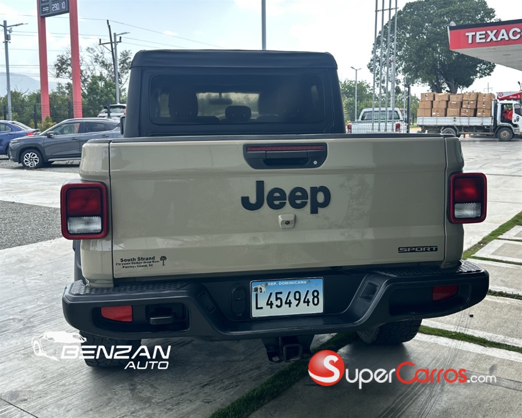 2021 Jeep Gladiator Sport — foto 3 / 8
