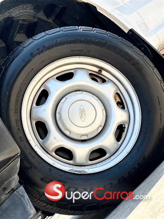 2017 Ford F 150 XL — foto 2 / 12