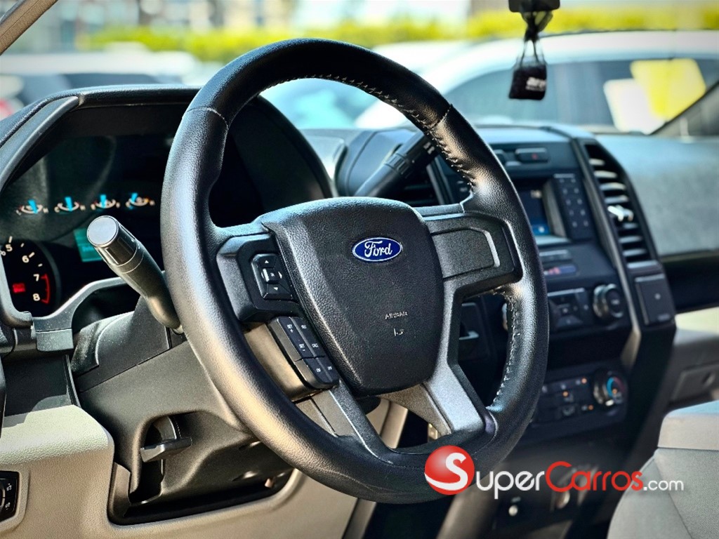 2017 Ford F 150 XL — foto 3 / 12