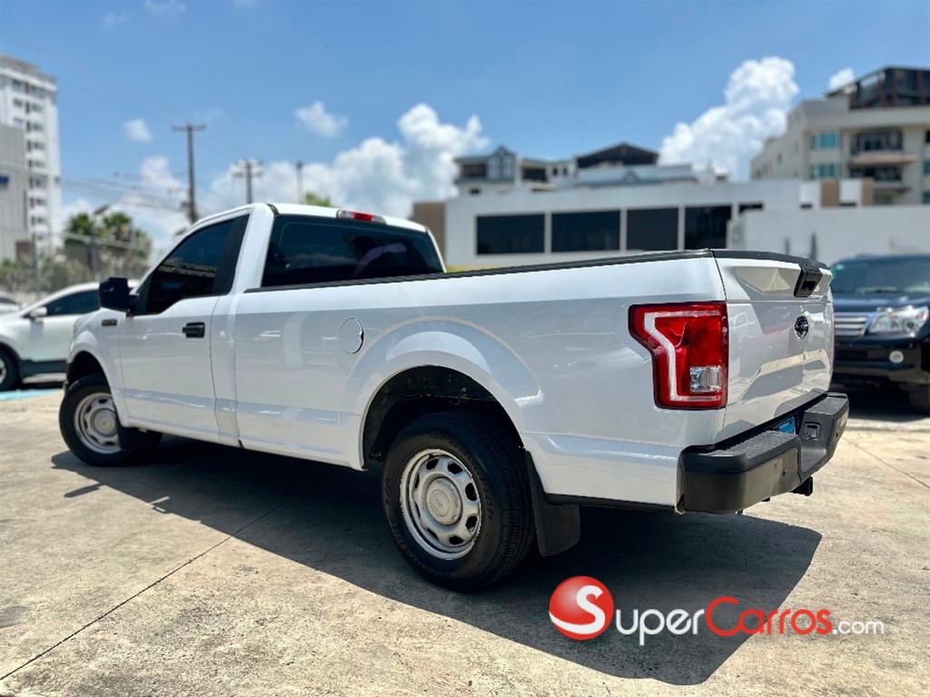 2017 Ford F 150 XL — foto 7 / 12