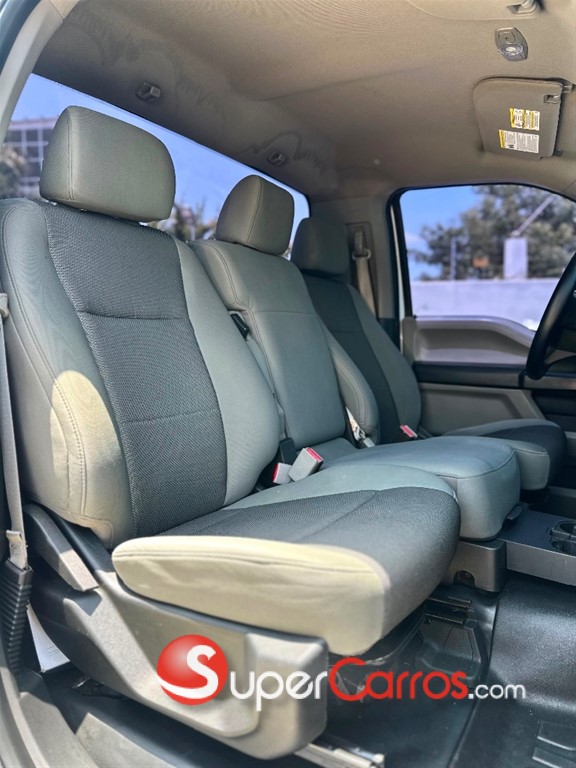 2017 Ford F 150 XL — foto 10 / 12