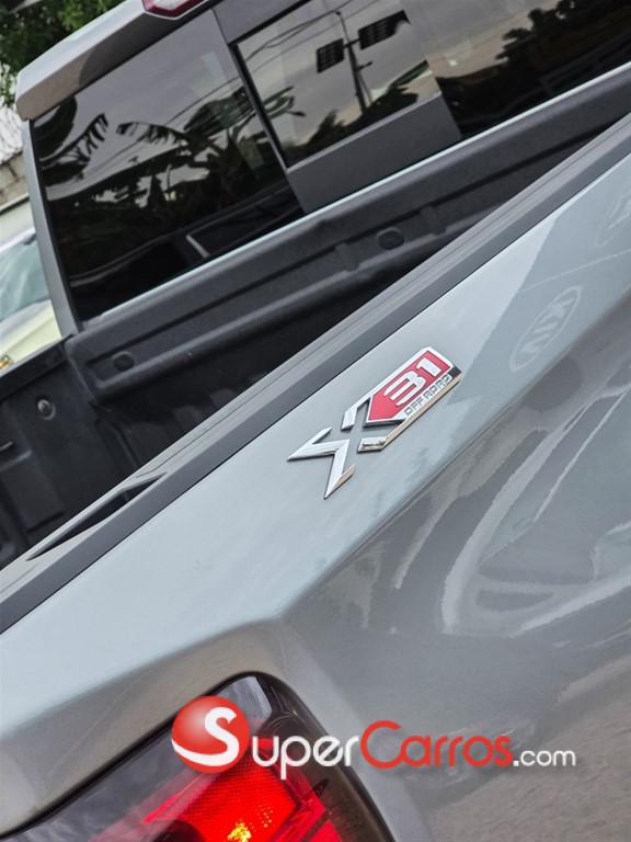 2023 GMC Sierra 1500 SLT — foto 12 / 12