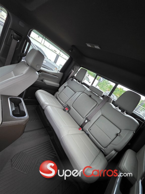 2022 Chevrolet Silverado RST Duramax — foto 10 / 12