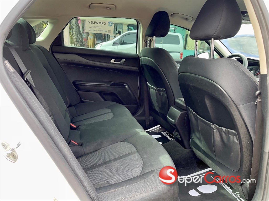 2022 Kia K-5 — foto 11 / 12