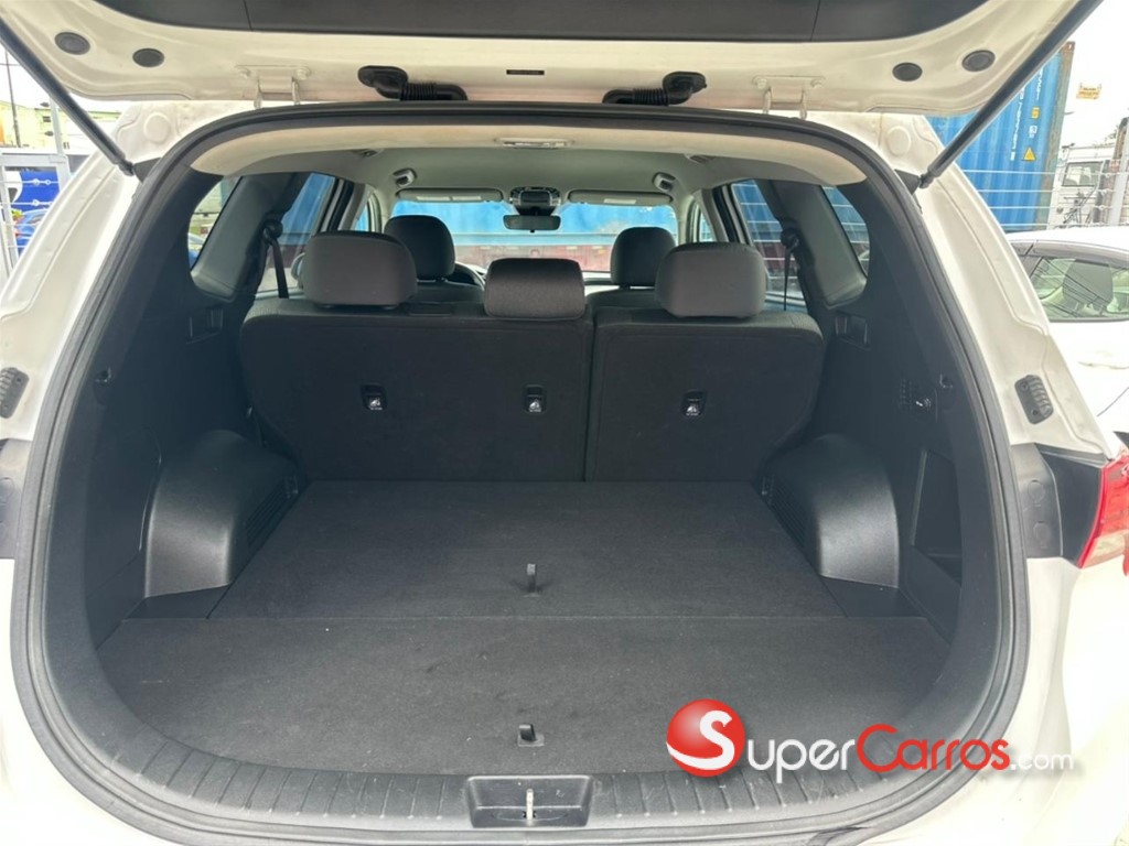 2023 Hyundai Santa Fe SE — foto 3 / 9