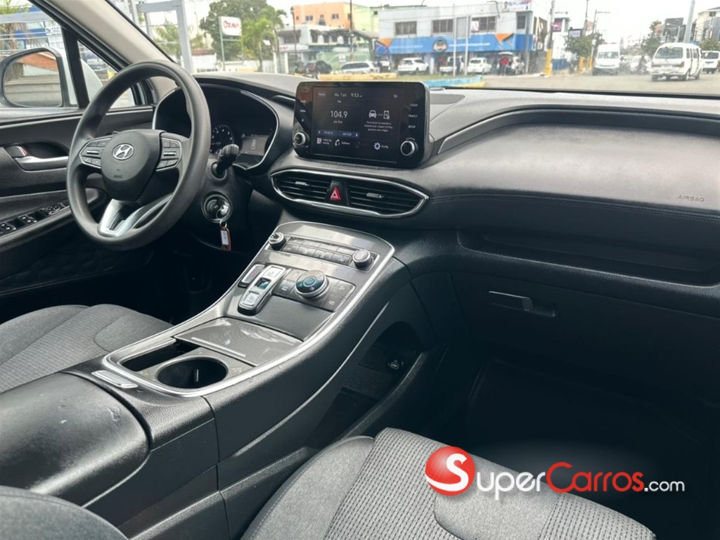 2023 Hyundai Santa Fe SE — foto 4 / 9