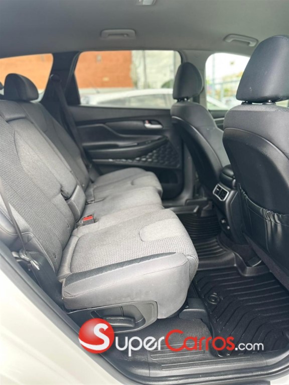 2023 Hyundai Santa Fe SE — foto 5 / 9