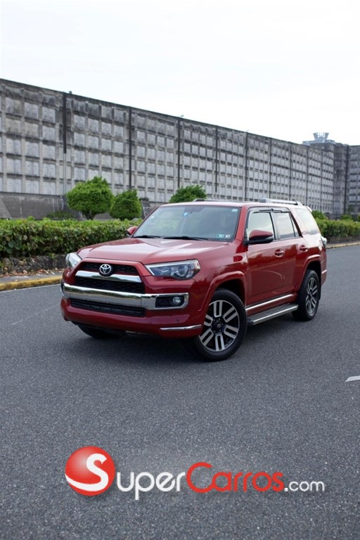 2019 Toyota 4 Runner SR5 — foto 5 / 8