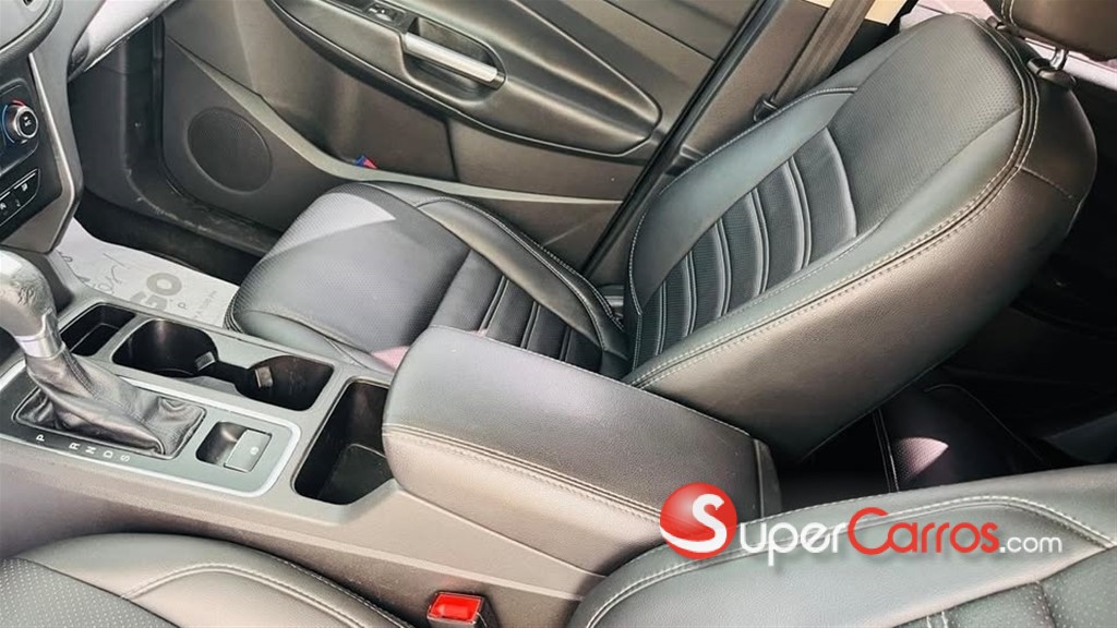 2017 Ford Escape Ecoboost — foto 8 / 10