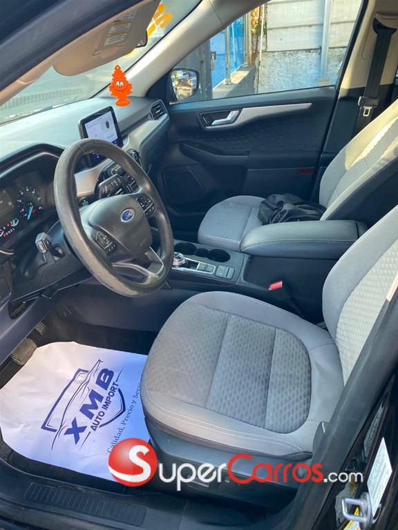 2020 Ford Escape SE Ecoboost — foto 6 / 9