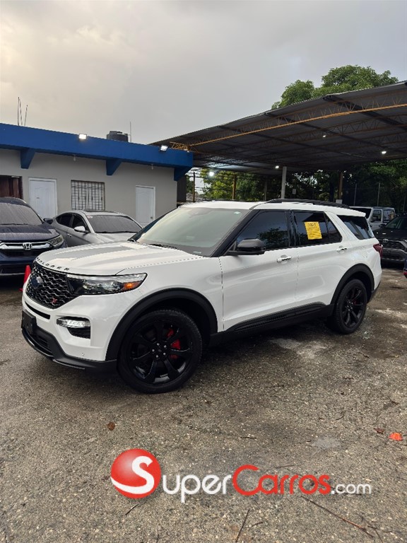 2023 Ford Explorer ST