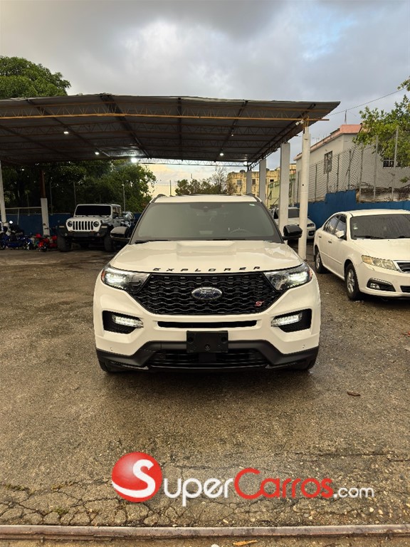2023 Ford Explorer ST — foto 5 / 12