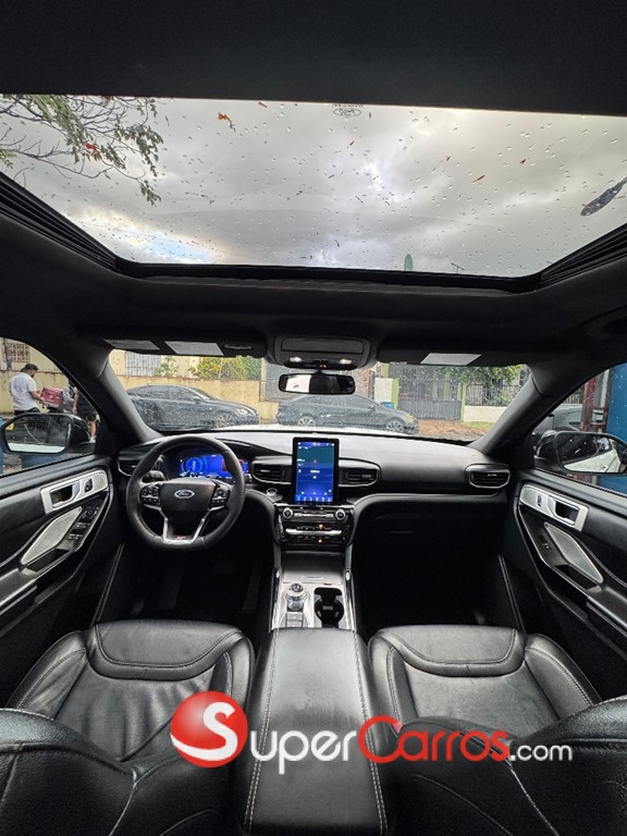 2023 Ford Explorer ST — foto 7 / 12
