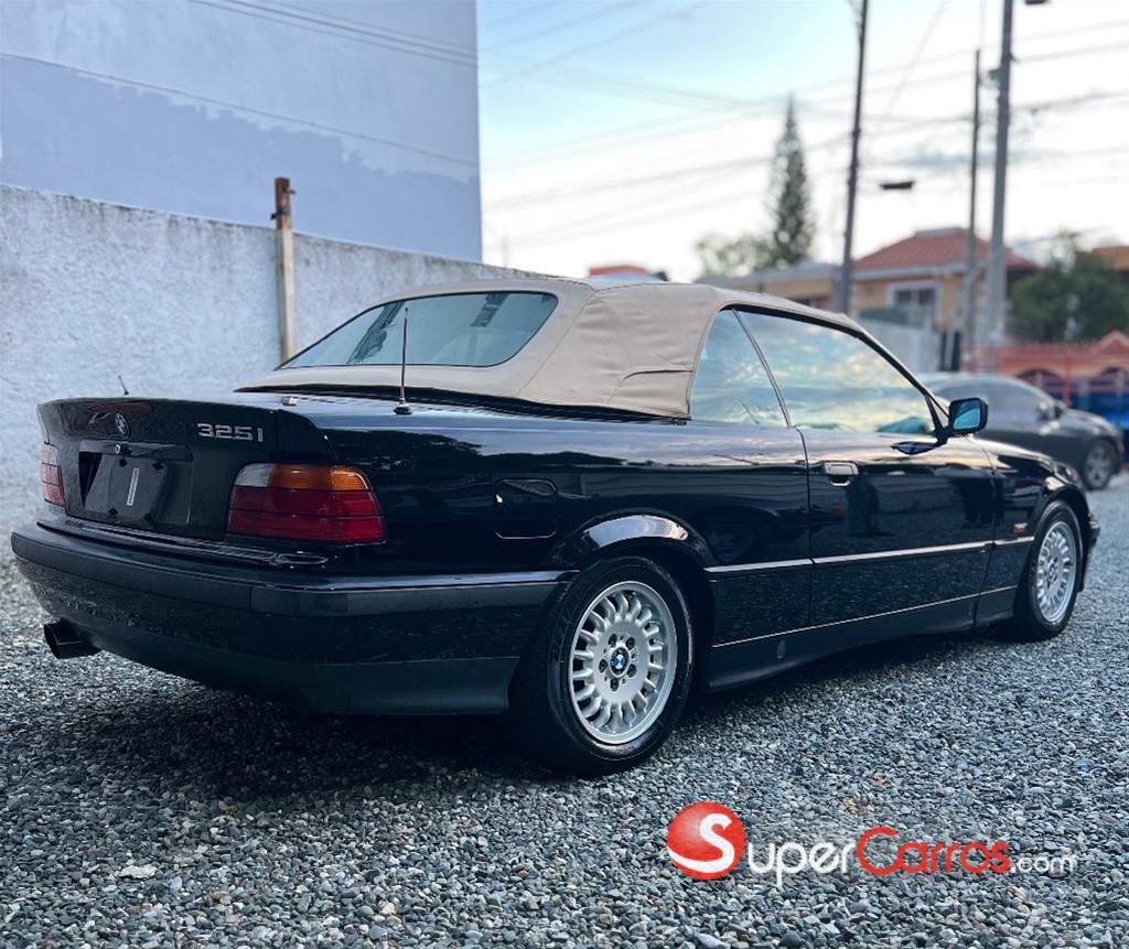 1995 BMW Serie 3 325i — foto 5 / 9