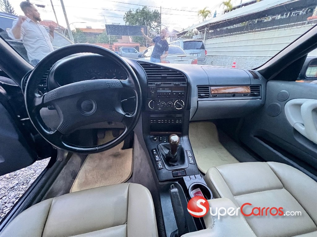 1995 BMW Serie 3 325i — foto 8 / 9