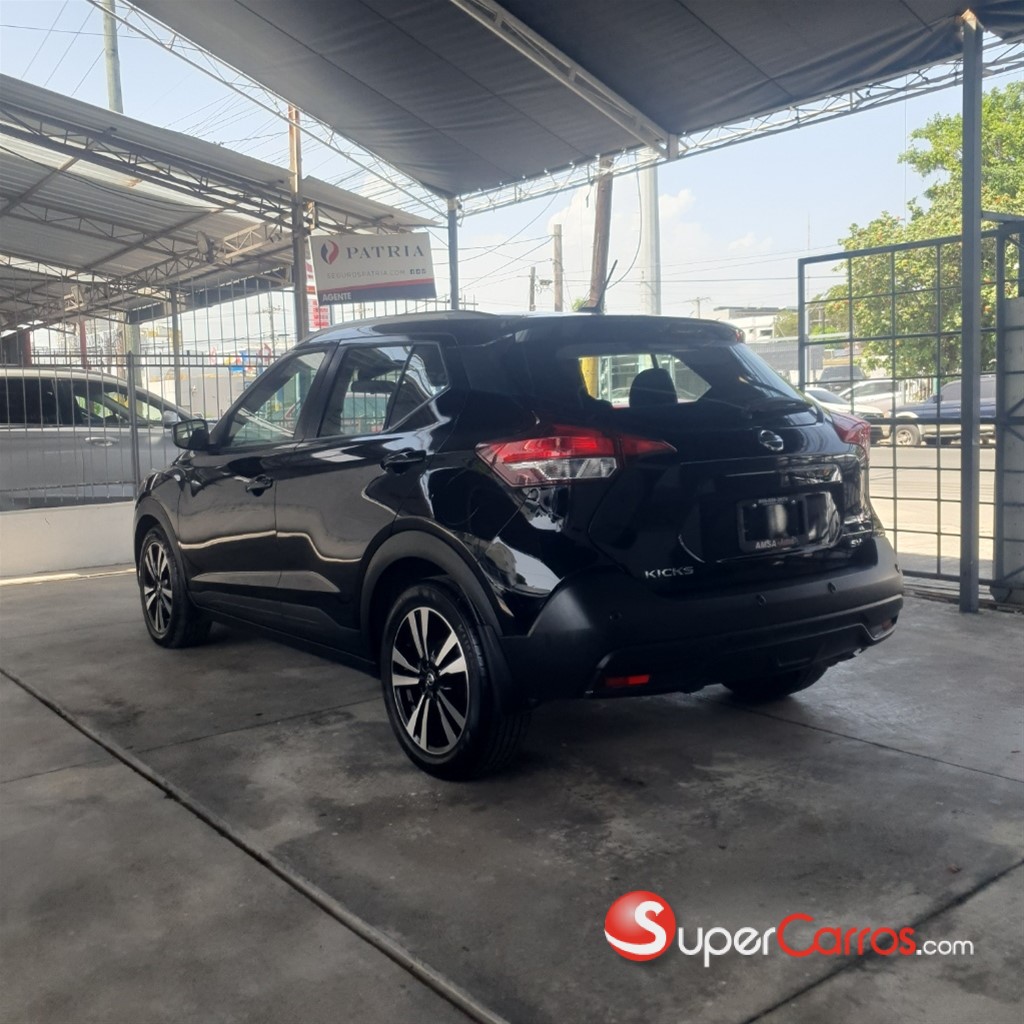 2020 Nissan Kicks SV — foto 9 / 11