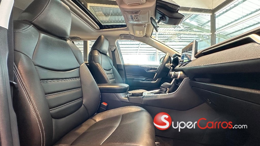 2023 Toyota RAV4 XLE PLUS — foto 6 / 11