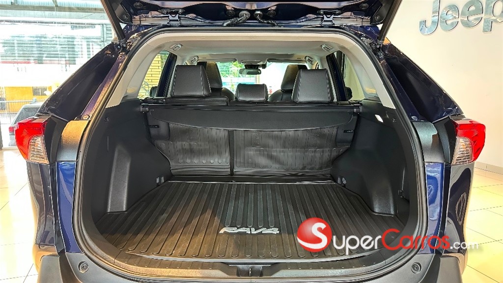 2023 Toyota RAV4 XLE PLUS — foto 11 / 11