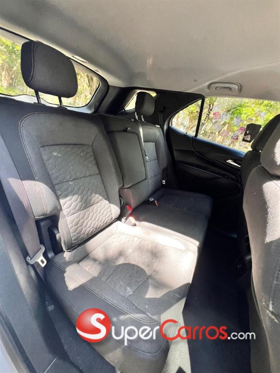 2020 Chevrolet Equinox LT — foto 8 / 12