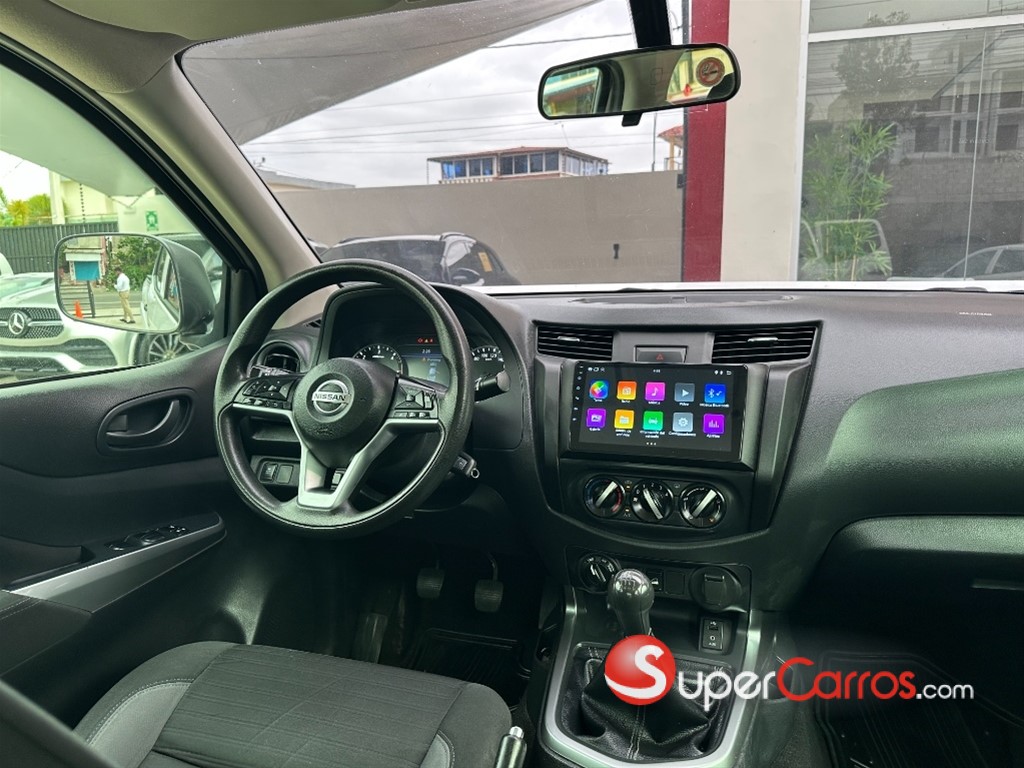 2022 Nissan Frontier — foto 10 / 11