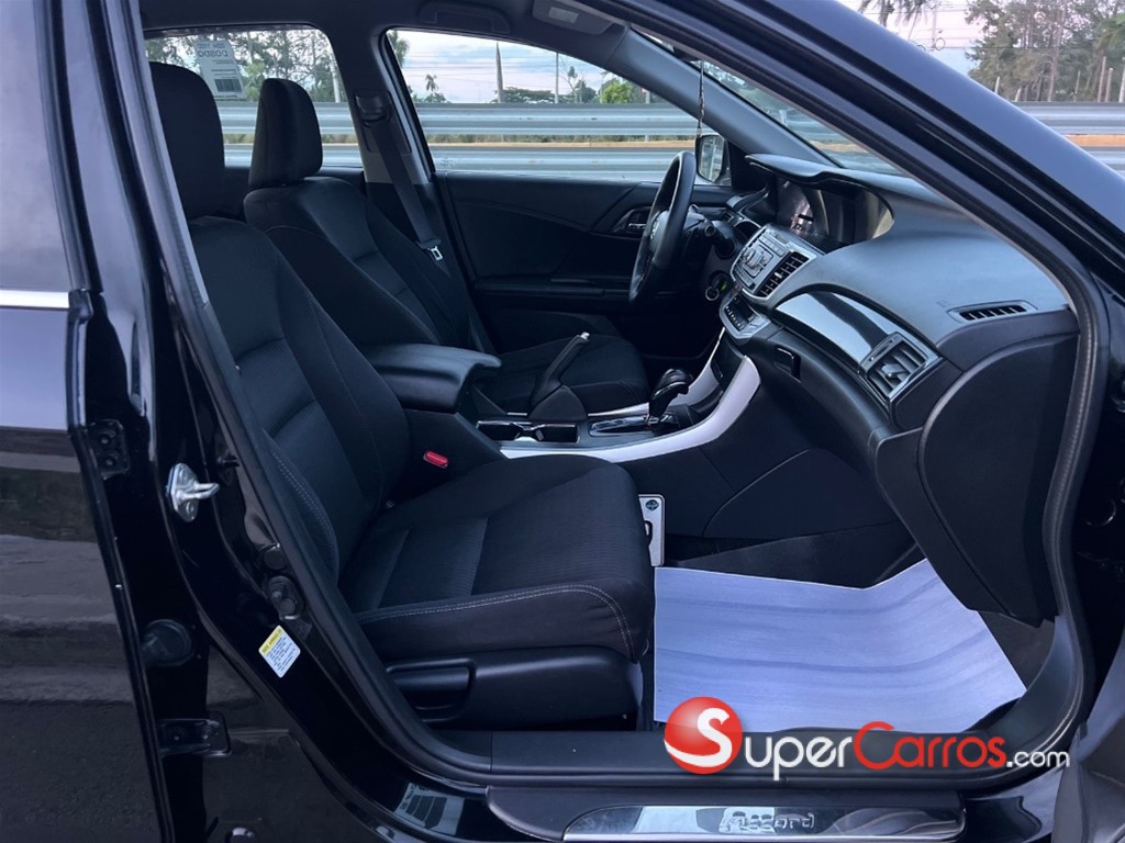 2013 Honda Accord EX — foto 10 / 12