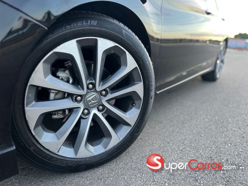 2013 Honda Accord EX — foto 11 / 12