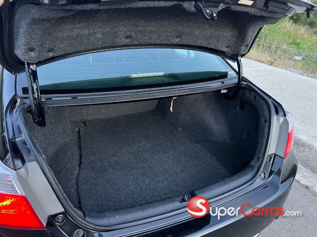 2013 Honda Accord EX — foto 12 / 12