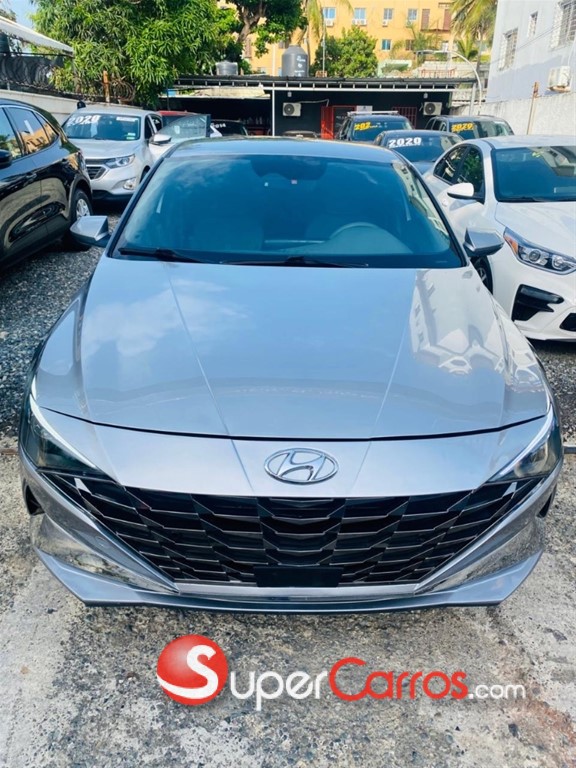 2021 Hyundai Elantra SE — foto 2 / 10