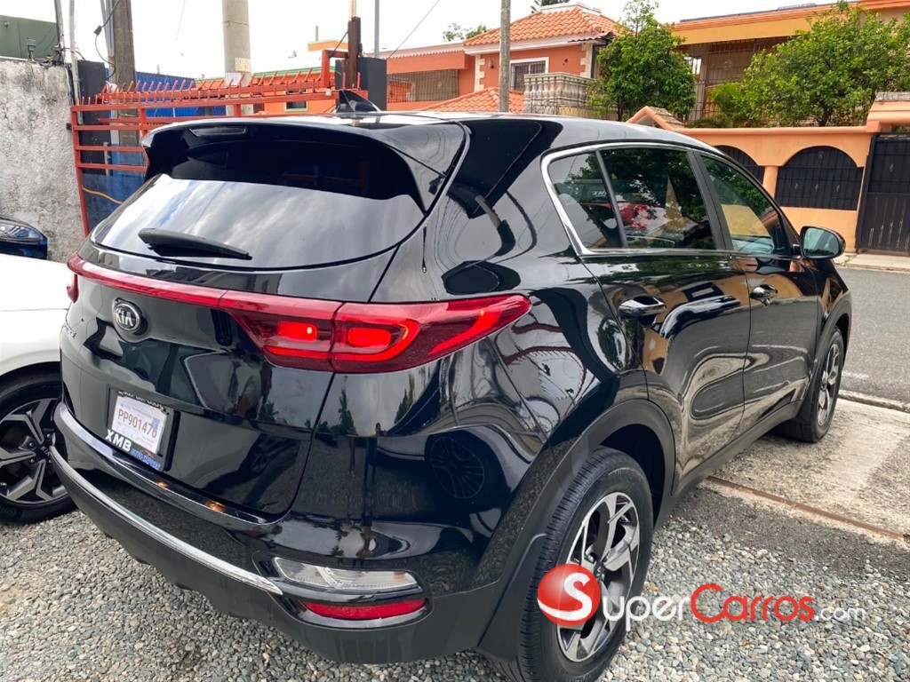 2022 Kia Sportage LX — foto 6 / 9