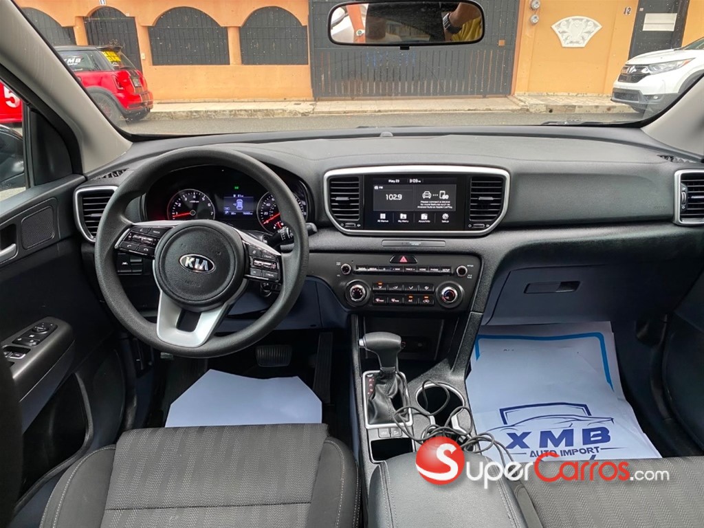 2022 Kia Sportage LX — foto 8 / 9