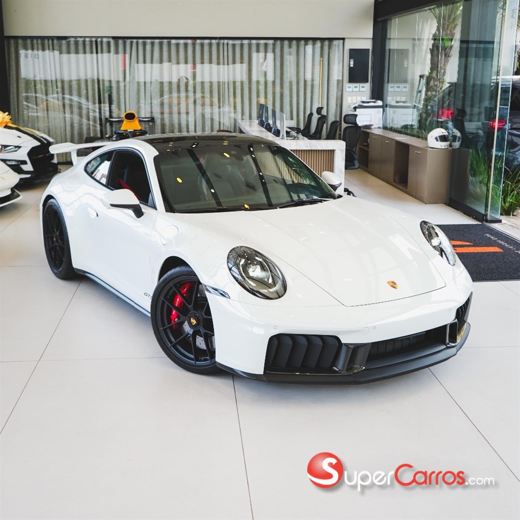 2025 Porsche Carrera GTS