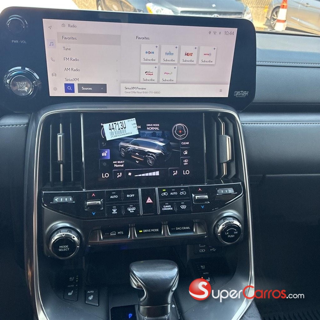 2024 Lexus LX 600 Luxury — foto 10 / 11
