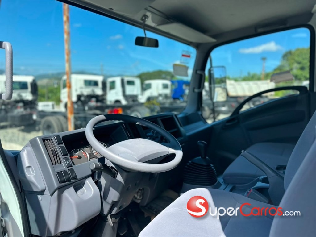 2027 Isuzu NP — foto 5 / 9