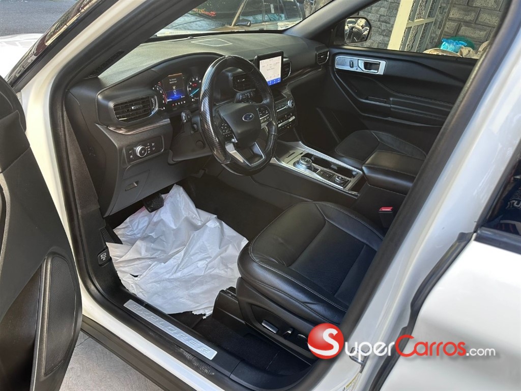 2020 Ford Explorer Limited Hybrid — foto 7 / 12