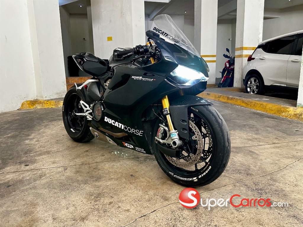 2016 Ducati 1199 — foto 2 / 9